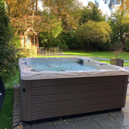 Гидромассажный спа-бассейн Vita Spa Vivre